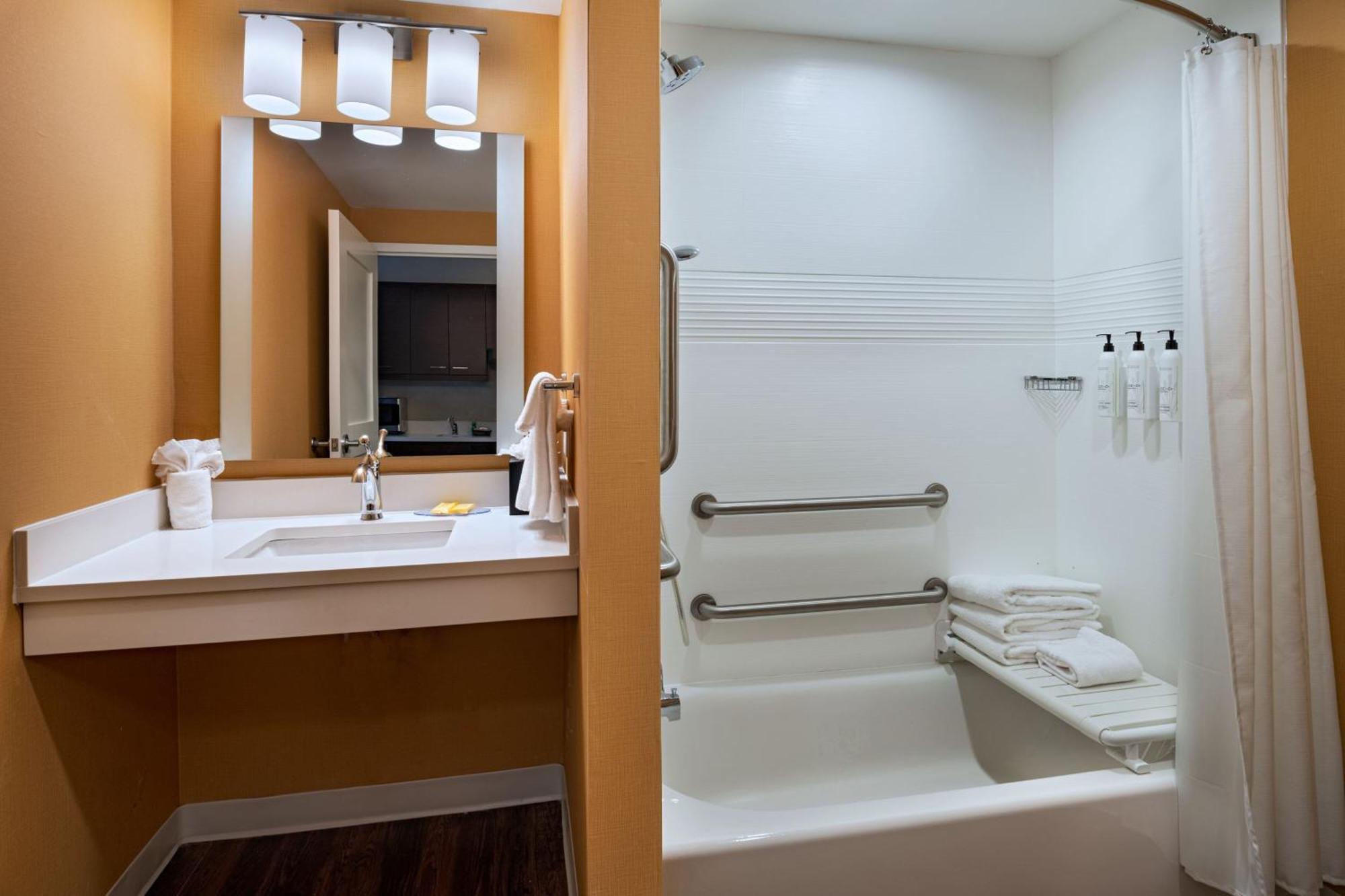 Towneplace Suites By Marriott Edgewood Aberdeen Belcamp Bagian luar foto