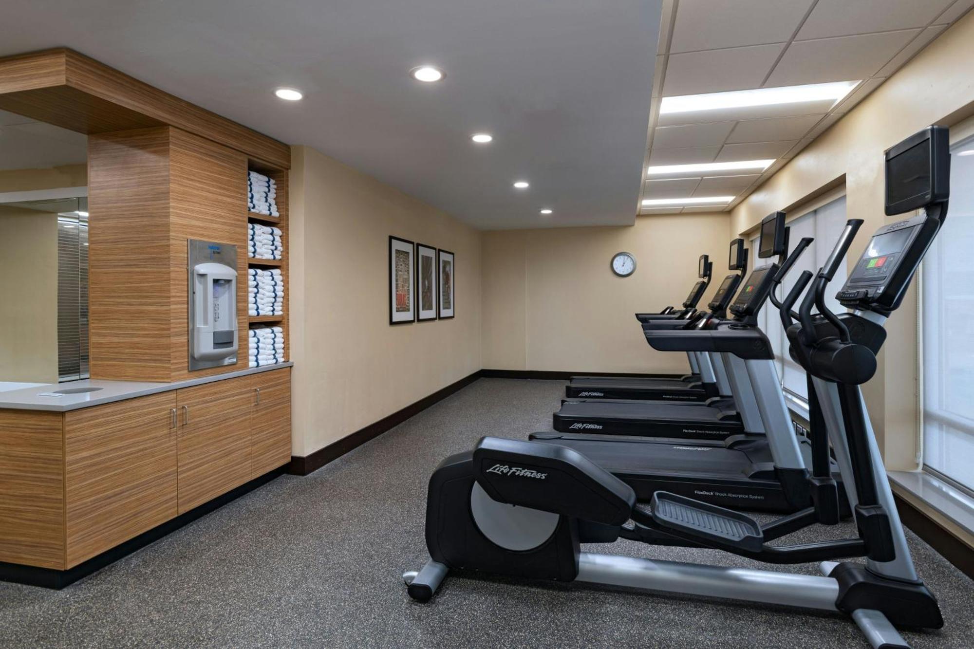 Towneplace Suites By Marriott Edgewood Aberdeen Belcamp Bagian luar foto